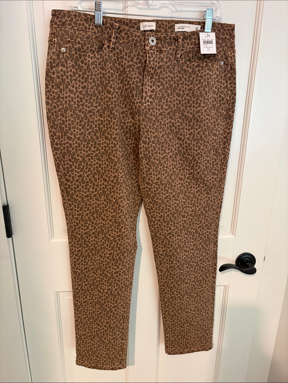 J. Jill NWT Size 12 Authentic Fit Slim Leg Ankle Leopard Print Jeans